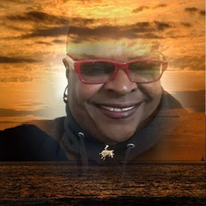 Meet your Posher, Maxine